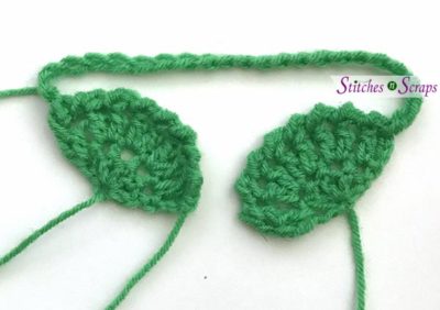 Bikini top - Serrana the Mermaid - a free crochet pattern on StitchesnScraps,com