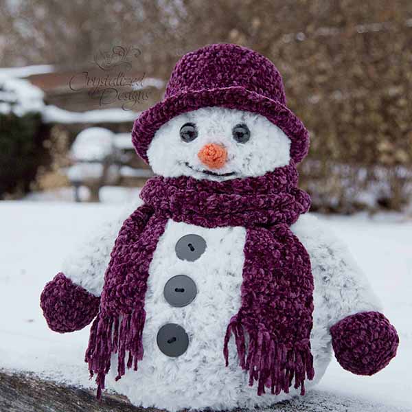 Crispen the Snowman from Crystalized Designs
