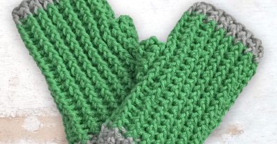 Ribbed Fingerless Mitts - free pattern on Stitches n Scraps