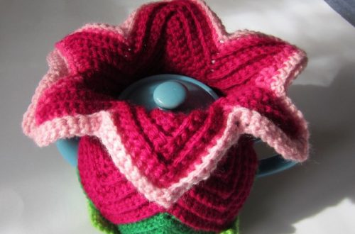 Day Lily Tea Cozy by Jenny Stacey