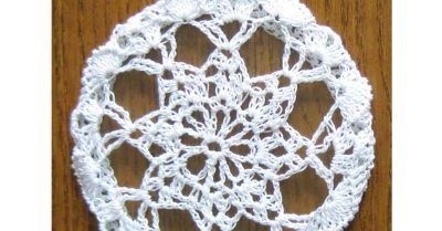 Granny's Coasters, a free crochet pattern on StitchesnScraps.com