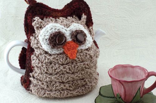 Whoo Wants Tea? Tea cozy pattern by Patons