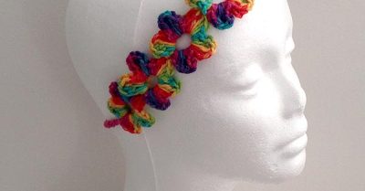Chain of Flowers Headband - A free pattern on StitchesNScraps.com