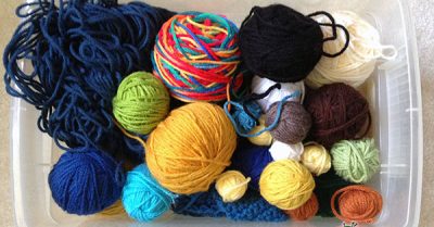 Tub of yarn scraps - StitchesNScraps.com