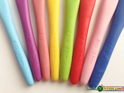 Sizes - Product Review - Plastic Handle Aluminum Crochet Hooks