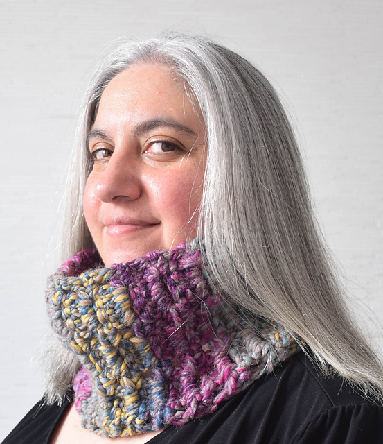 Quick Covered Boxes Cowl by Underground Crafter - most clicked in Scrappy Stitchers Link party #32!