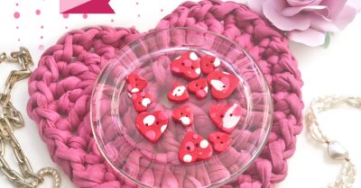 10 minute heart shaped hot pad - a free crochet pattern on Stitches n Scraps.com