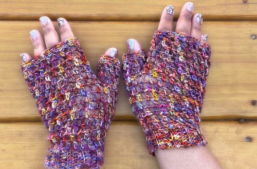 Mesh Mitts - a free crochet pattern on Stitches n Scraps