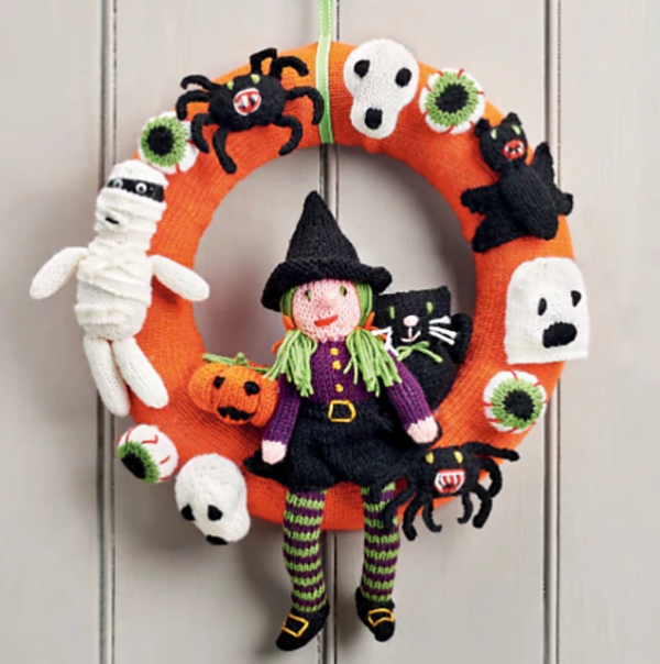 Halloween Wreath from Let's Knit! Magazine
