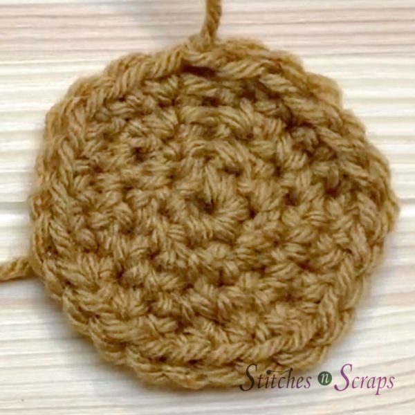crochet circle with slip stitch seam