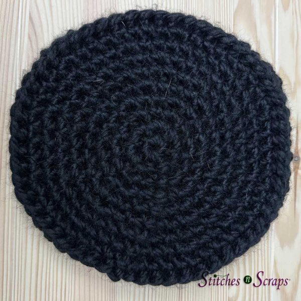 Bottom circle of Task-it chunky crochet Basket