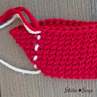 Running stitch marker on hull